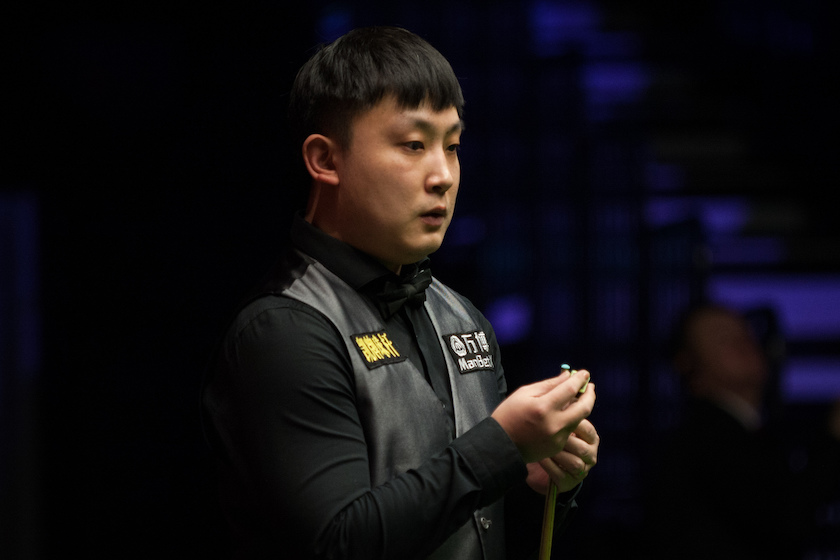 带有强烈的 带有强烈的