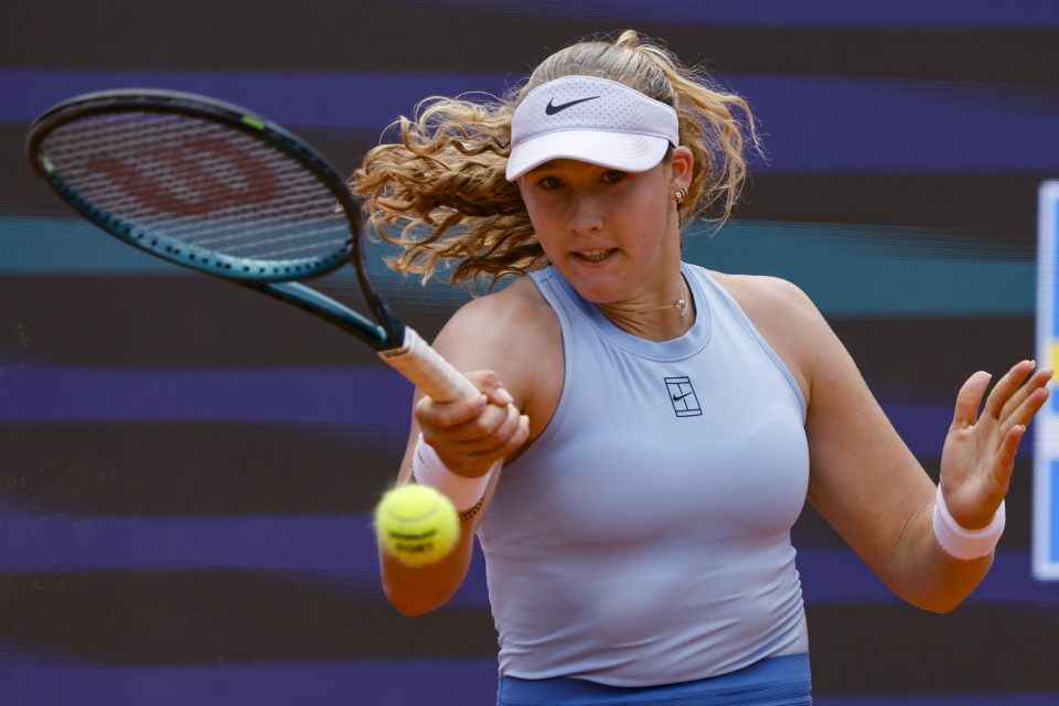 并塑造了球 并塑造了球